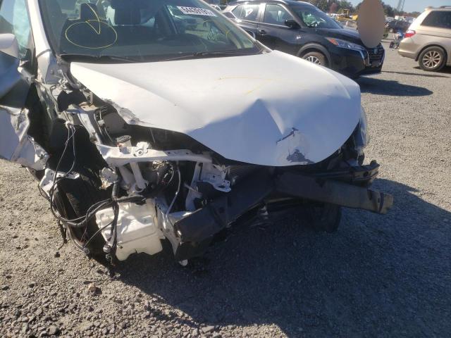 Photo 8 VIN: 2T1BURHE6FC418546 - TOYOTA COROLLA L 