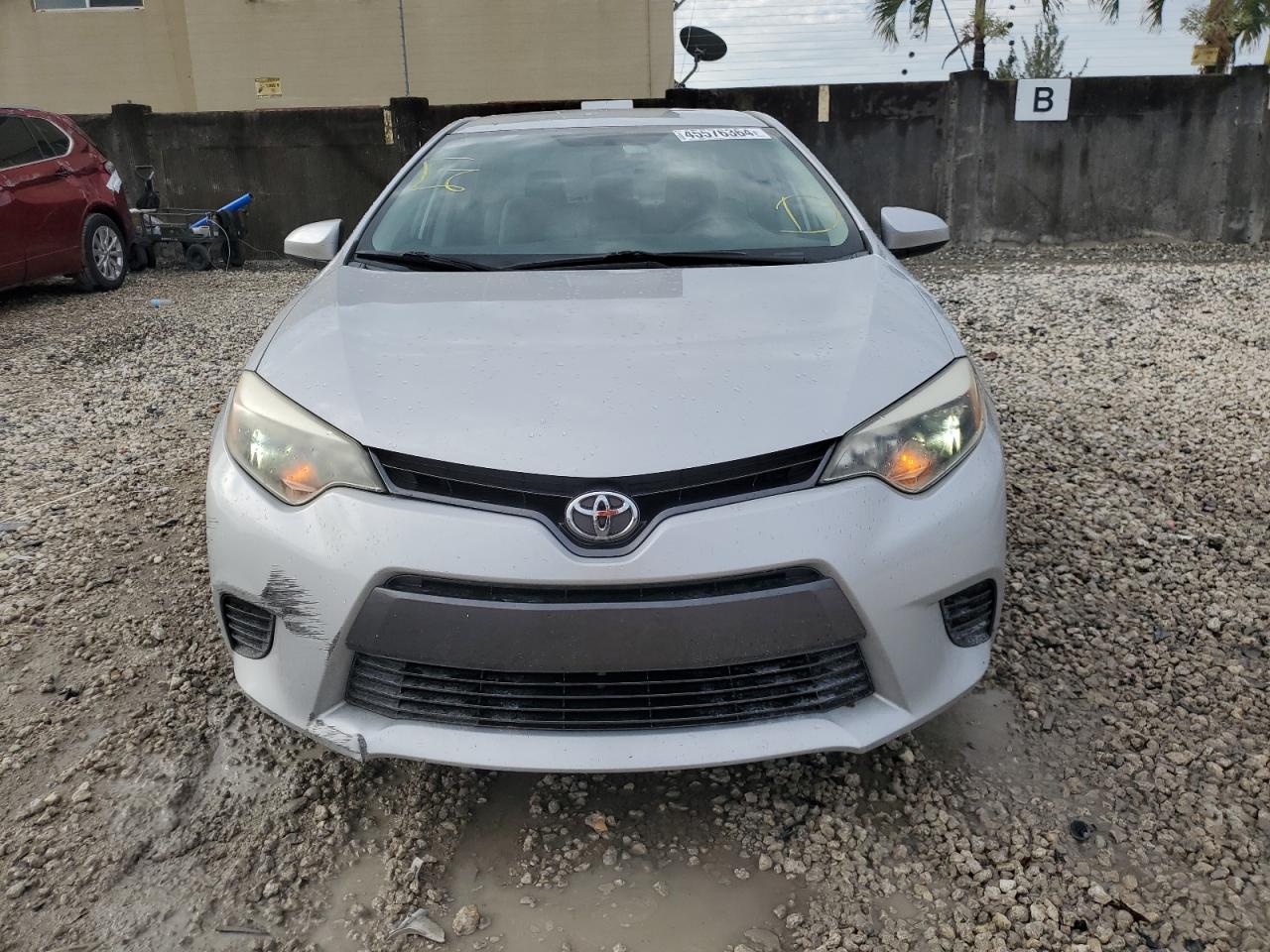 Photo 4 VIN: 2T1BURHE6FC439803 - TOYOTA COROLLA 