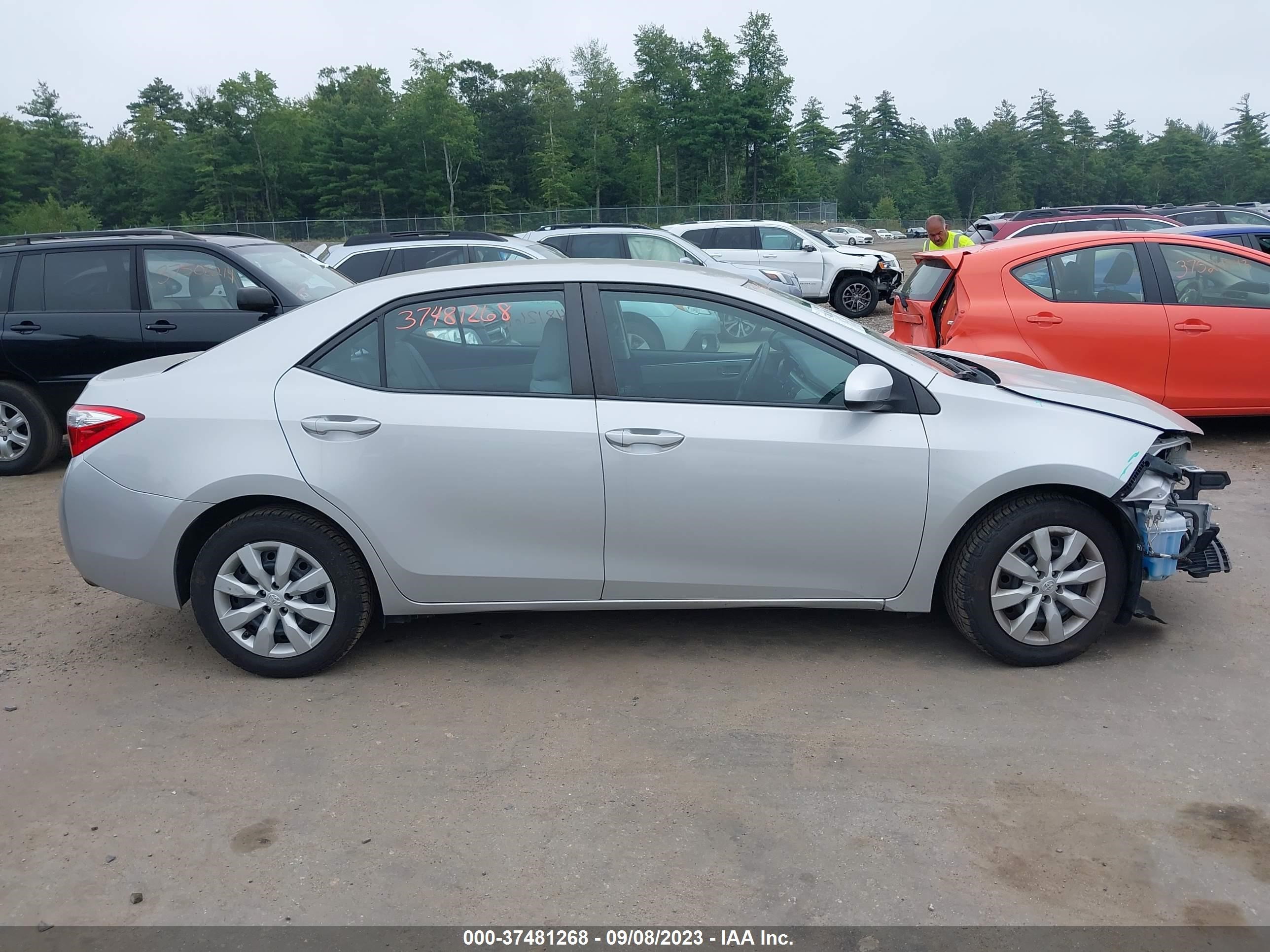 Photo 13 VIN: 2T1BURHE6FC473496 - TOYOTA COROLLA 