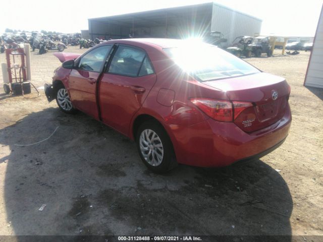 Photo 2 VIN: 2T1BURHE6HC795851 - TOYOTA COROLLA 