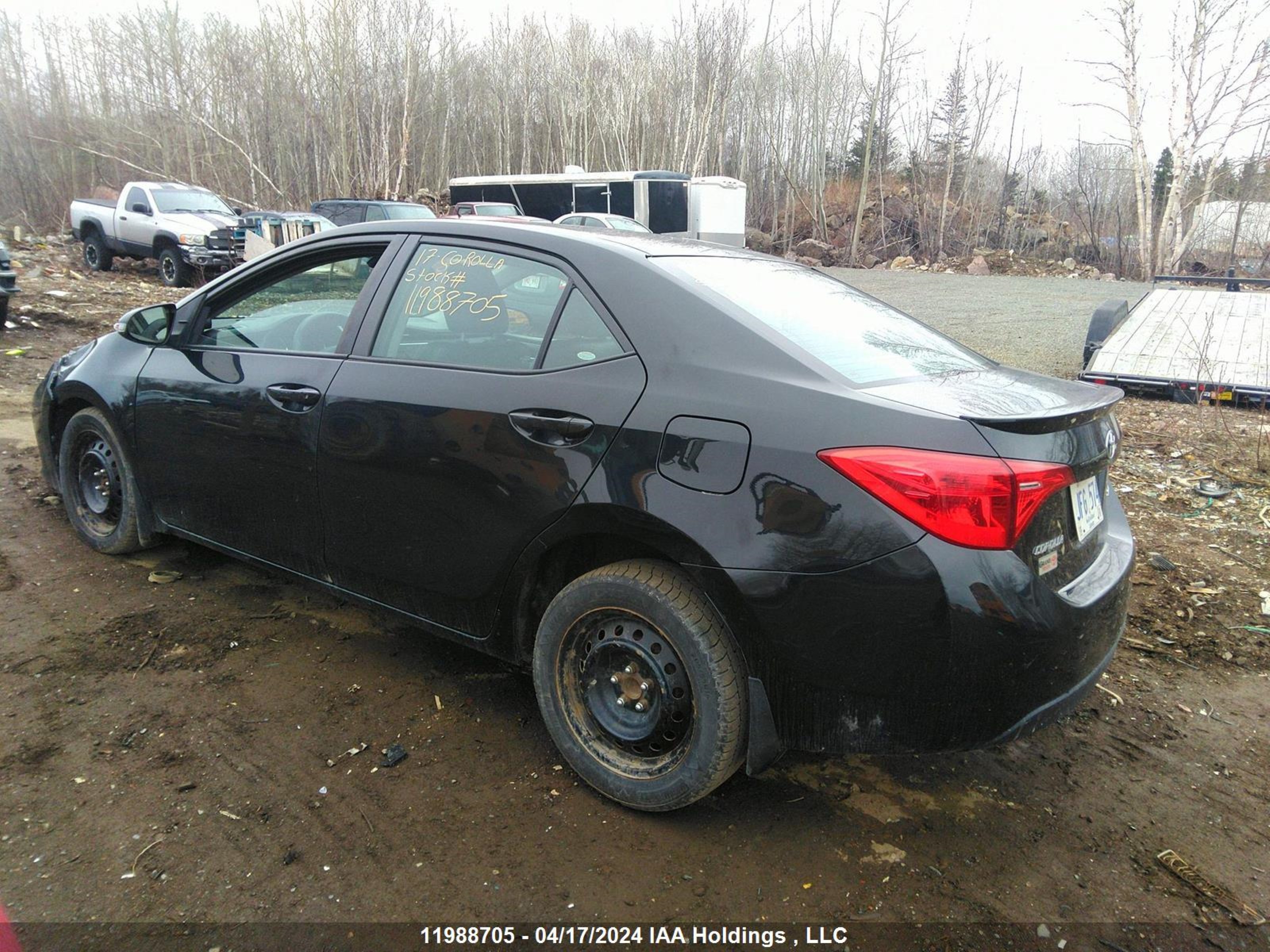 Photo 2 VIN: 2T1BURHE6HC816665 - TOYOTA COROLLA 