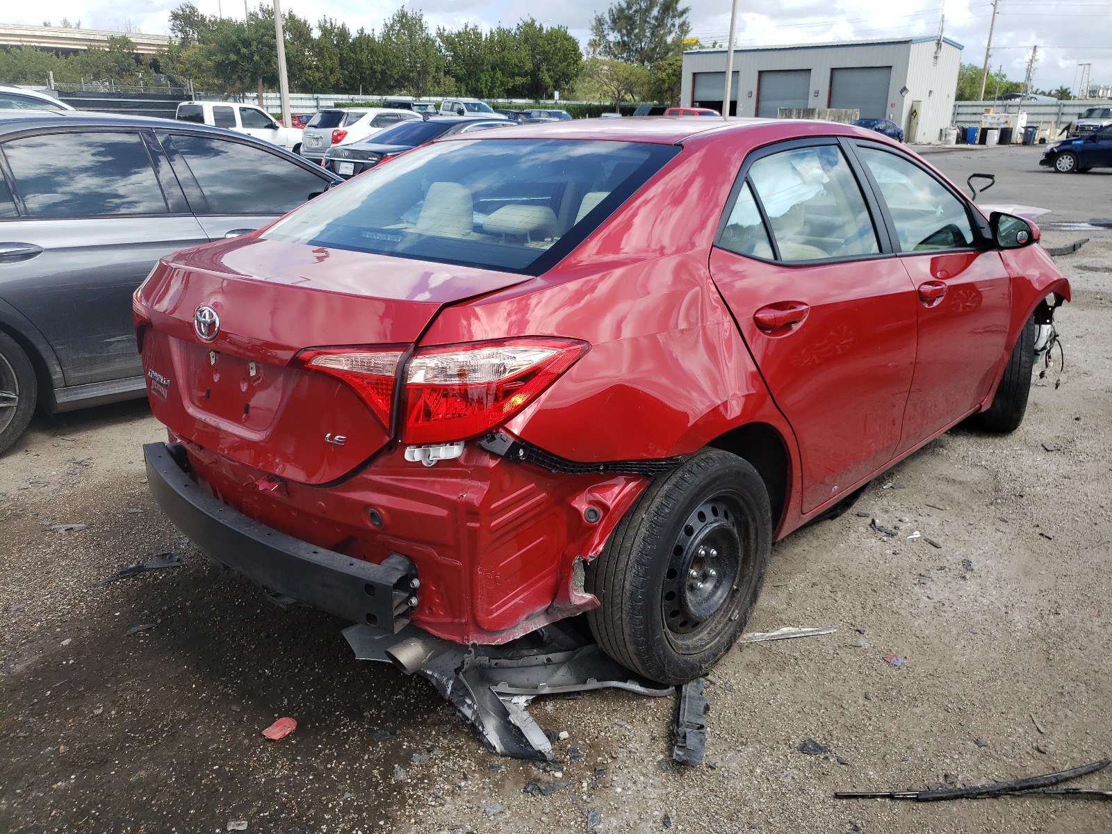 Photo 3 VIN: 2T1BURHE6HC910674 - TOYOTA COROLLA L 