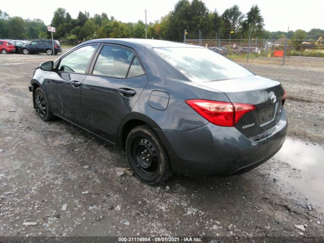 Photo 2 VIN: 2T1BURHE6HC928463 - TOYOTA COROLLA 