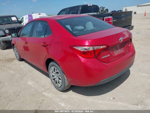 Photo 2 VIN: 2T1BURHE6JC006457 - TOYOTA COROLLA 