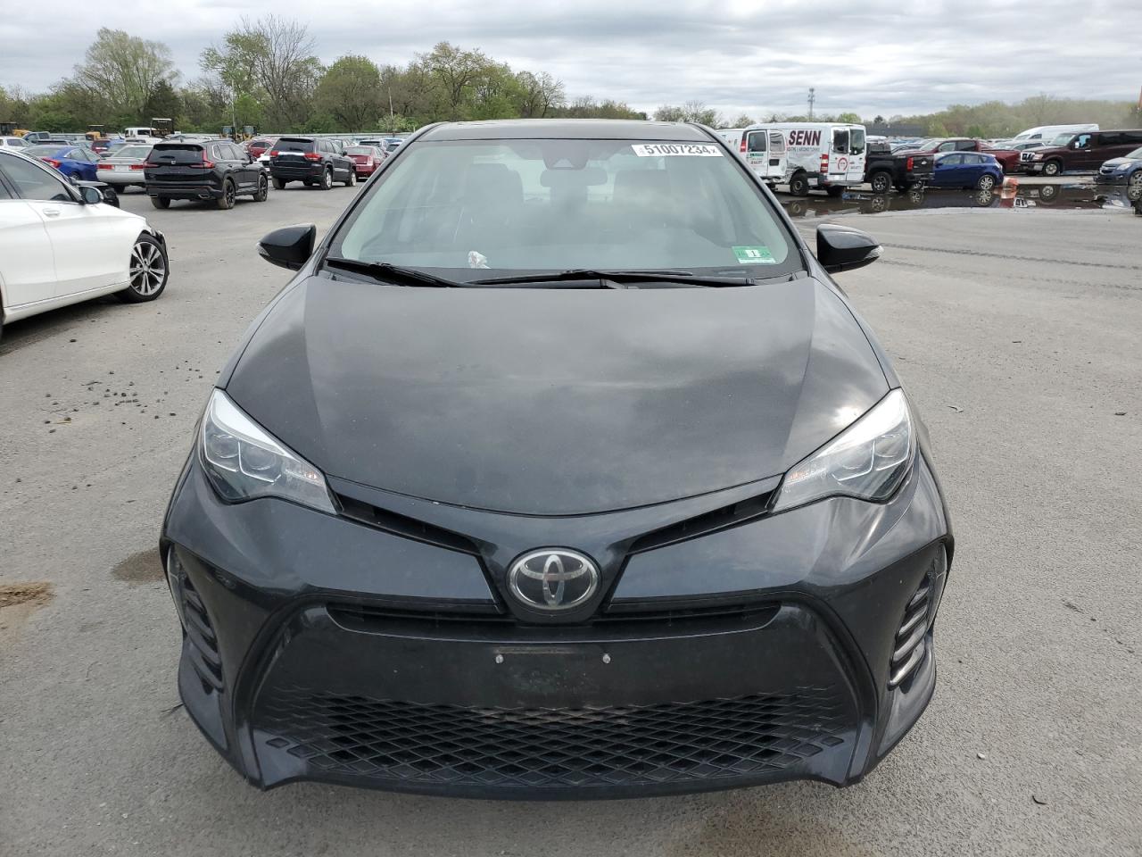 Photo 4 VIN: 2T1BURHE6JC013764 - TOYOTA COROLLA 