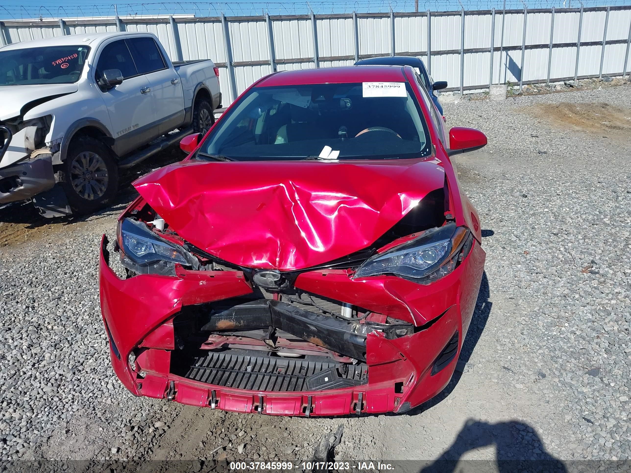 Photo 5 VIN: 2T1BURHE6JC022724 - TOYOTA COROLLA 