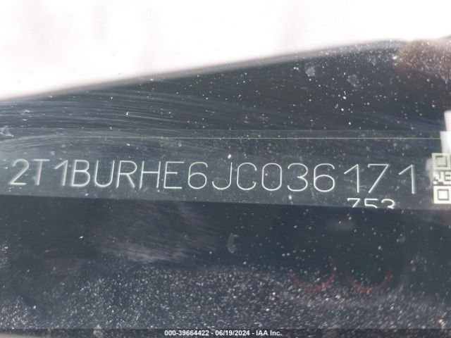 Photo 8 VIN: 2T1BURHE6JC036171 - TOYOTA COROLLA 