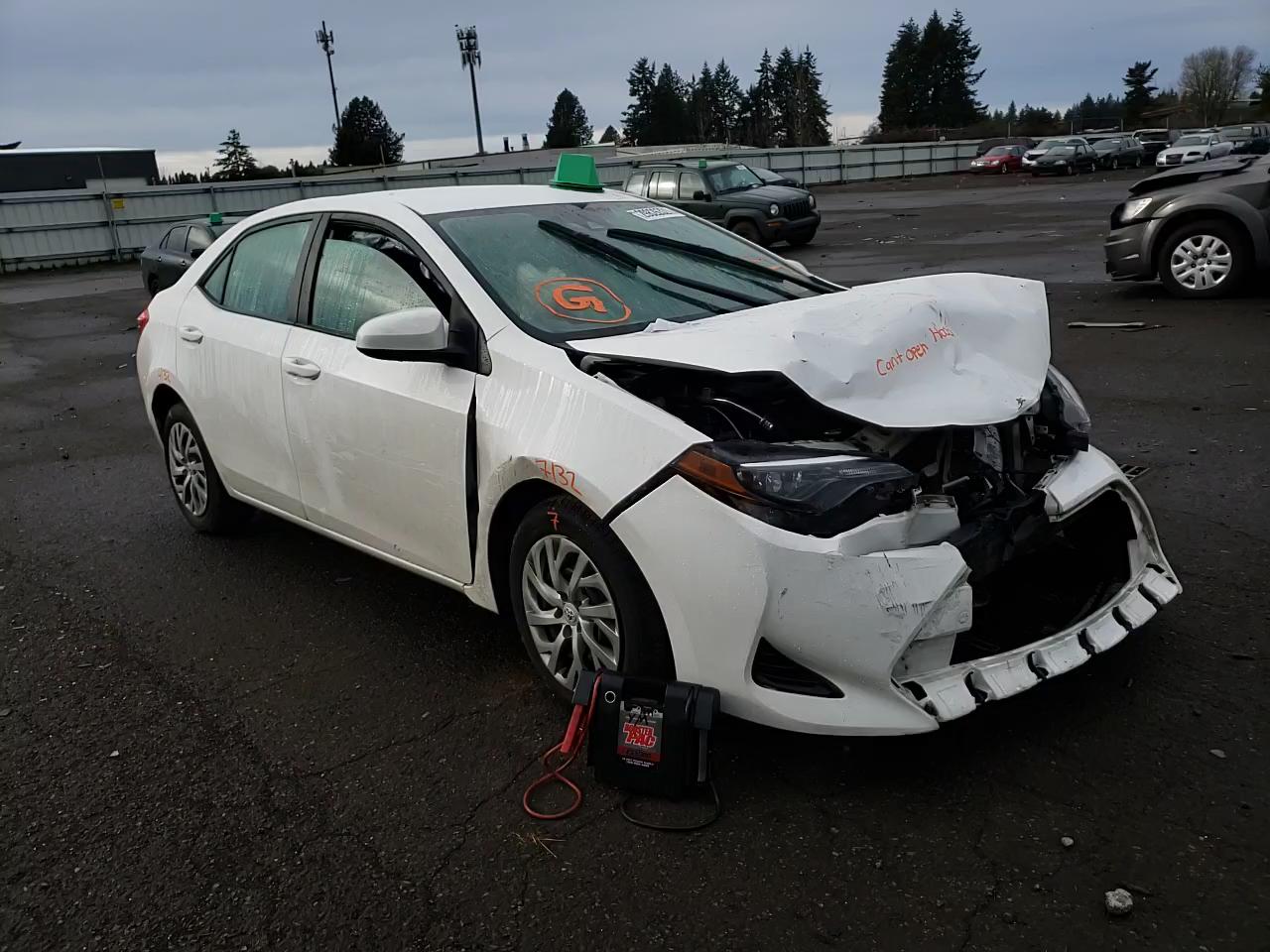 Photo 10 VIN: 2T1BURHE6JC037594 - TOYOTA COROLLA L 