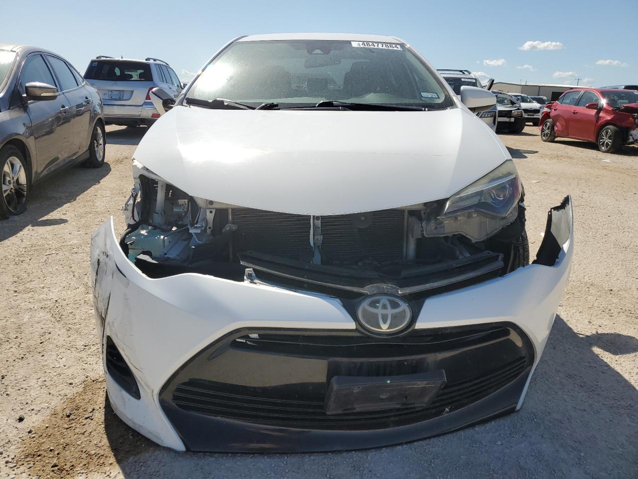 Photo 4 VIN: 2T1BURHE6JC039197 - TOYOTA COROLLA 