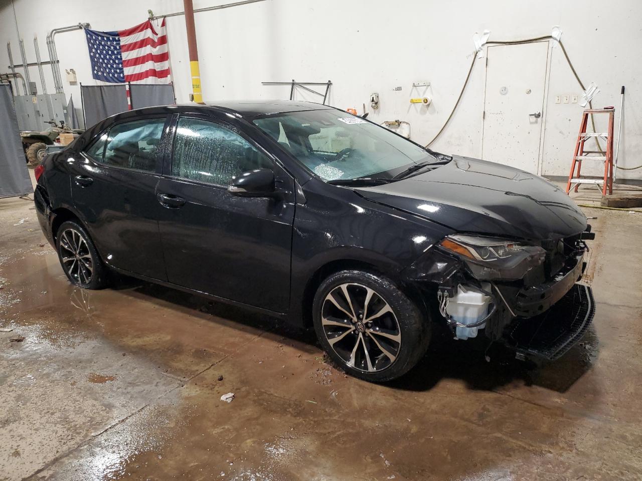 Photo 14 VIN: 2T1BURHE6JC051611 - TOYOTA COROLLA 