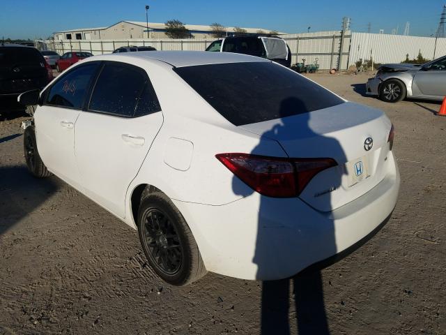 Photo 2 VIN: 2T1BURHE6JC052550 - TOYOTA COROLLA L 