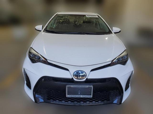 Photo 4 VIN: 2T1BURHE6JC062365 - TOYOTA COROLLA 