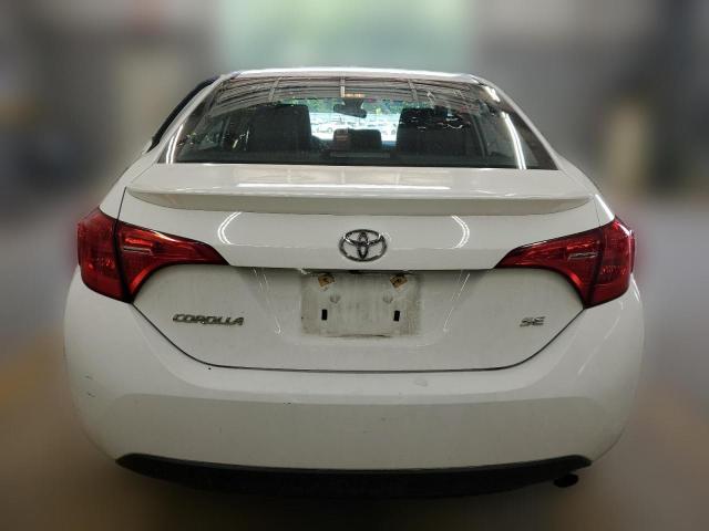 Photo 5 VIN: 2T1BURHE6JC062365 - TOYOTA COROLLA 