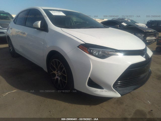 Photo 0 VIN: 2T1BURHE6JC067243 - TOYOTA COROLLA 