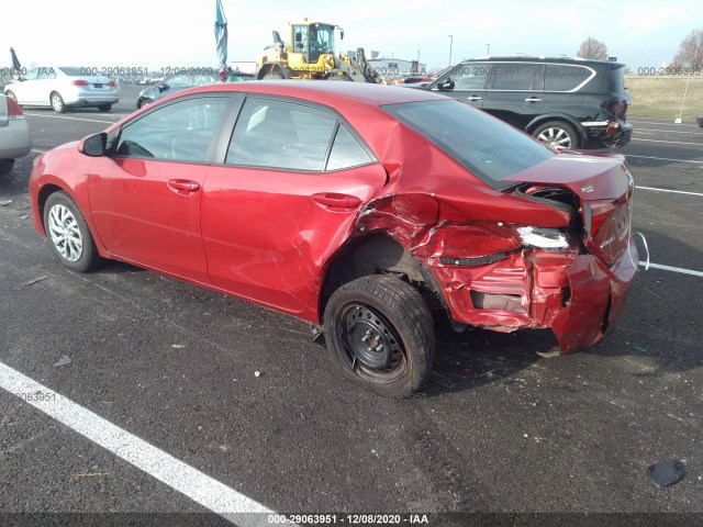 Photo 2 VIN: 2T1BURHE6JC087413 - TOYOTA COROLLA 