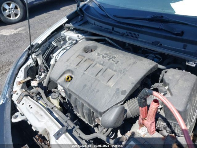 Photo 9 VIN: 2T1BURHE6JC089727 - TOYOTA COROLLA 