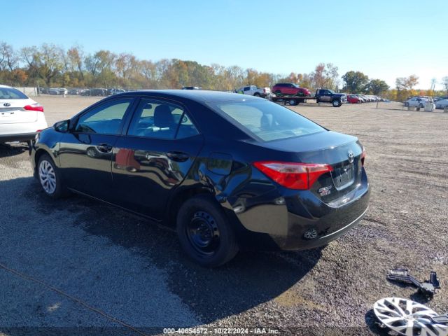 Photo 2 VIN: 2T1BURHE6JC112908 - TOYOTA COROLLA 