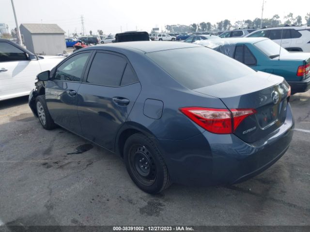 Photo 2 VIN: 2T1BURHE6JC113847 - TOYOTA COROLLA 