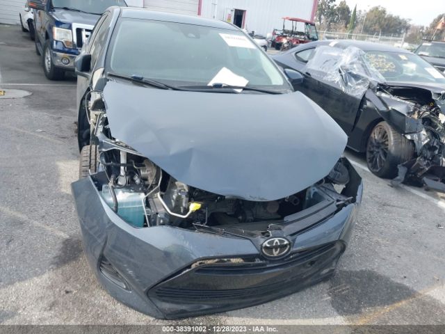 Photo 5 VIN: 2T1BURHE6JC113847 - TOYOTA COROLLA 