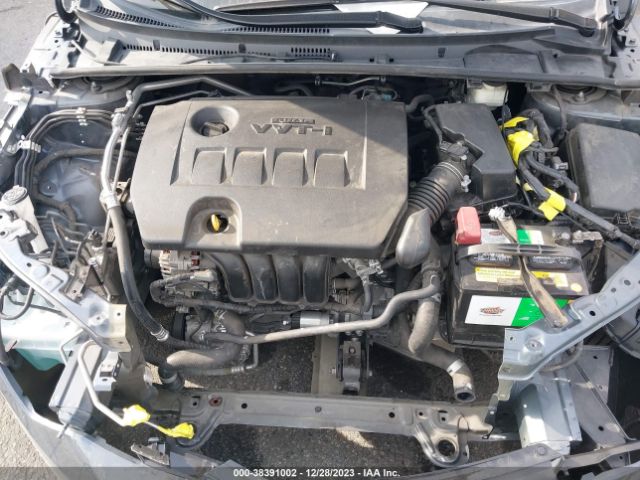 Photo 9 VIN: 2T1BURHE6JC113847 - TOYOTA COROLLA 