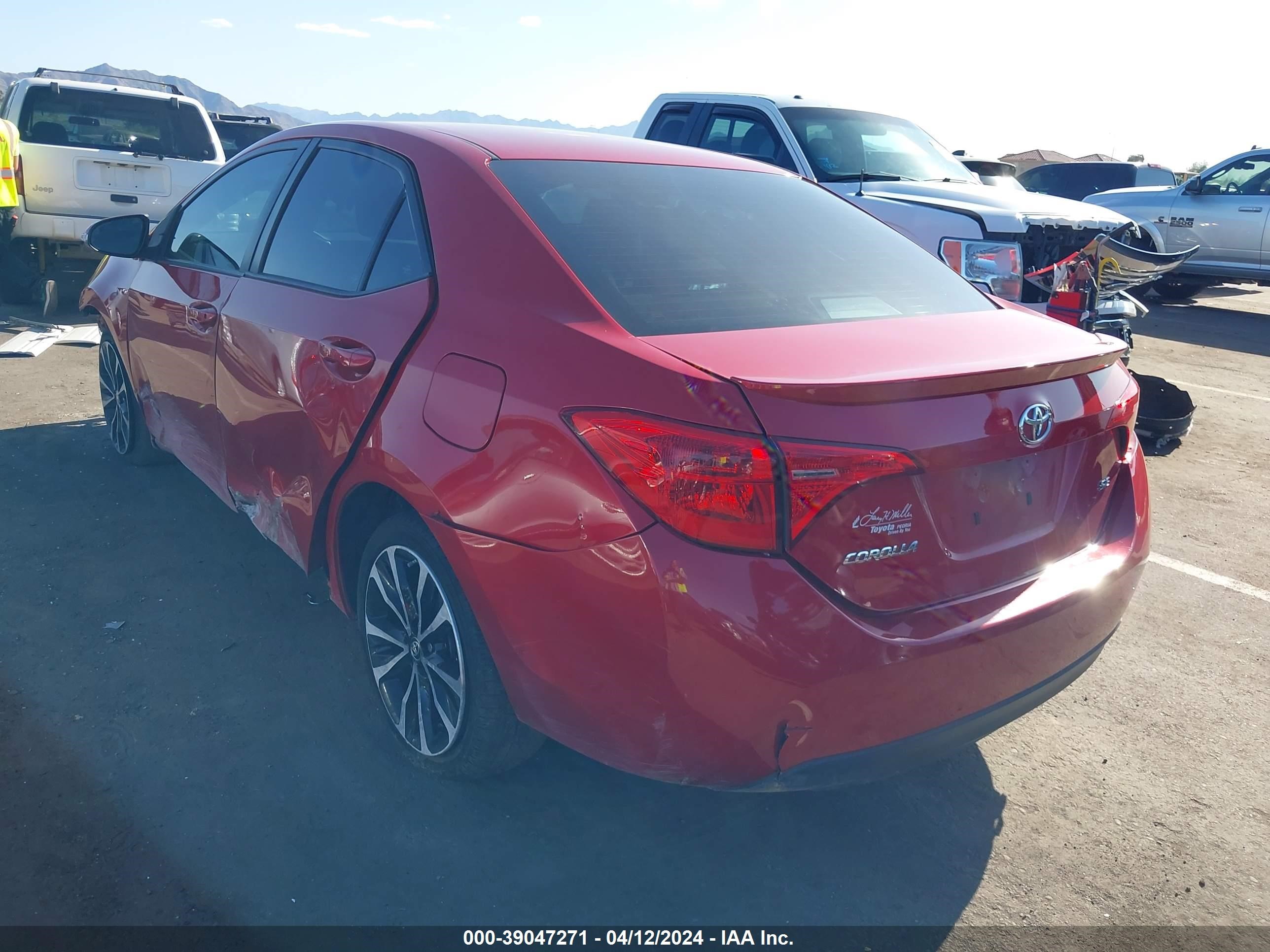 Photo 2 VIN: 2T1BURHE6KC178568 - TOYOTA COROLLA 