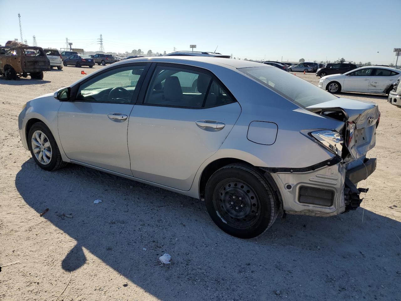 Photo 1 VIN: 2T1BURHE7FC257432 - TOYOTA COROLLA 