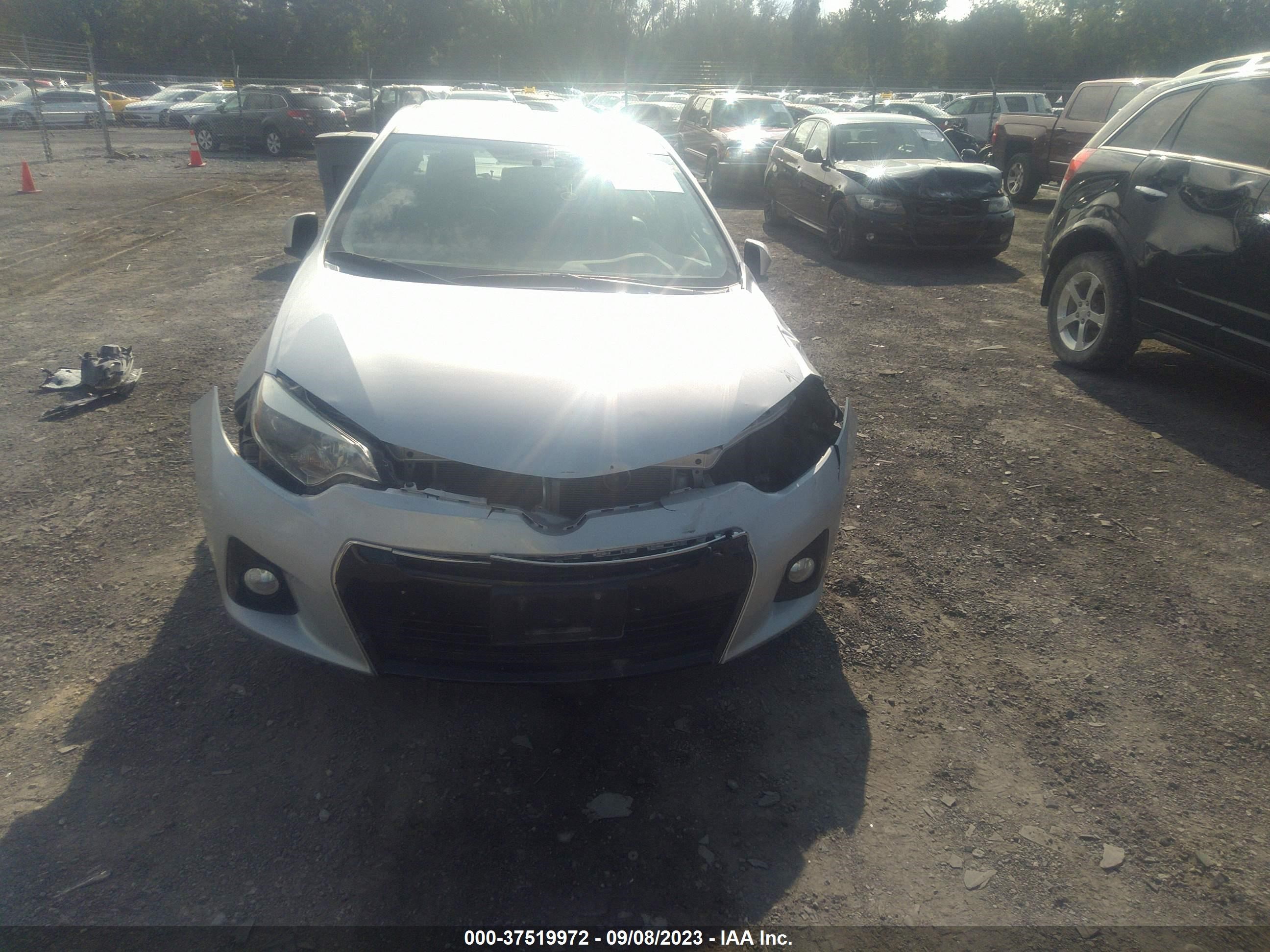 Photo 11 VIN: 2T1BURHE7FC268544 - TOYOTA COROLLA 