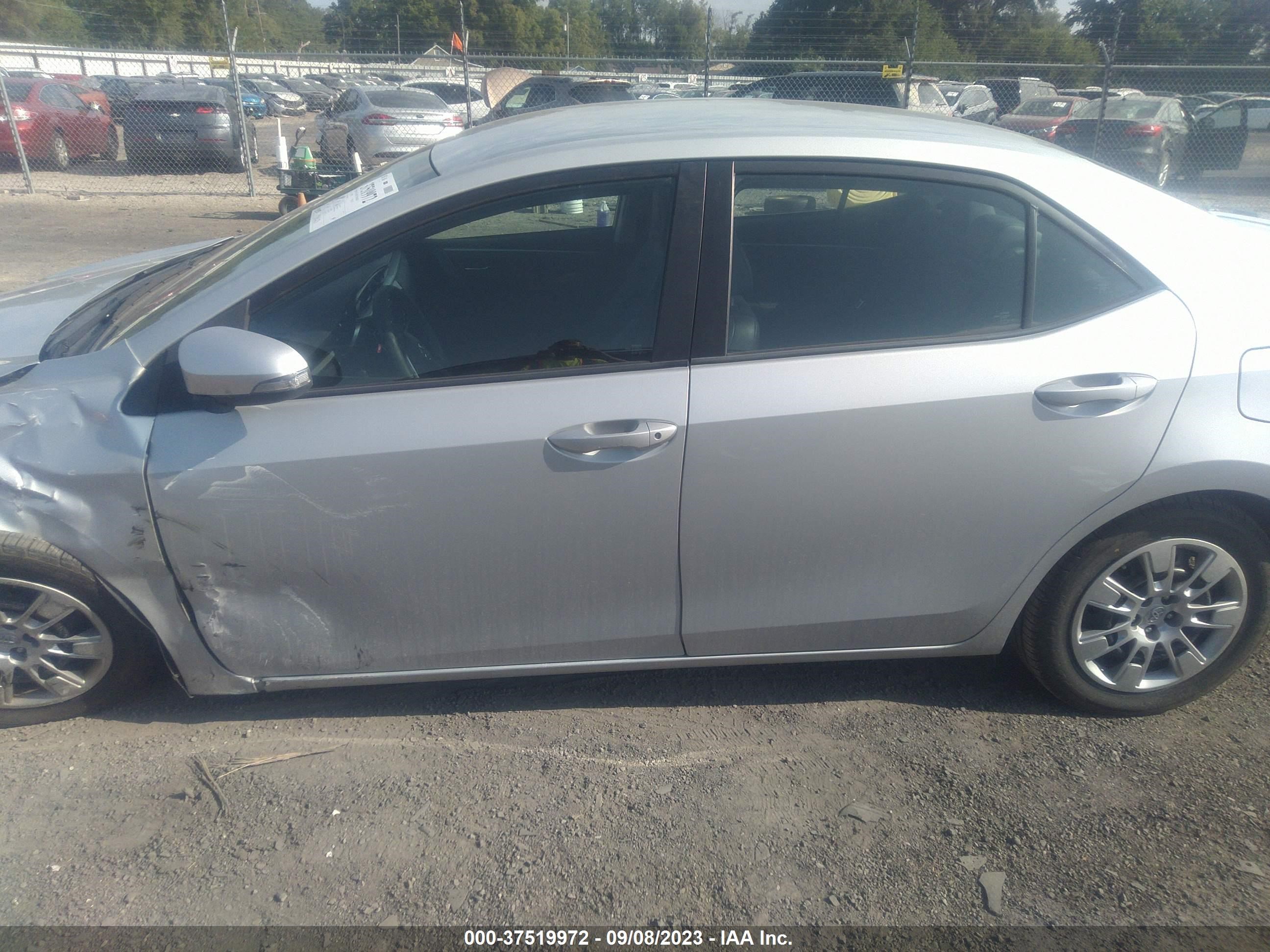 Photo 13 VIN: 2T1BURHE7FC268544 - TOYOTA COROLLA 