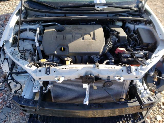 Photo 6 VIN: 2T1BURHE7FC420905 - TOYOTA COROLLA L 