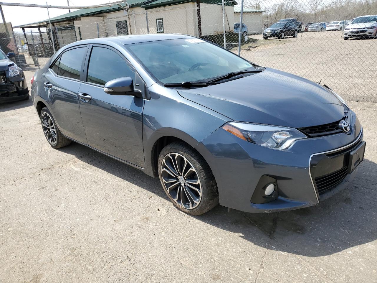 Photo 3 VIN: 2T1BURHE7GC563323 - TOYOTA COROLLA 