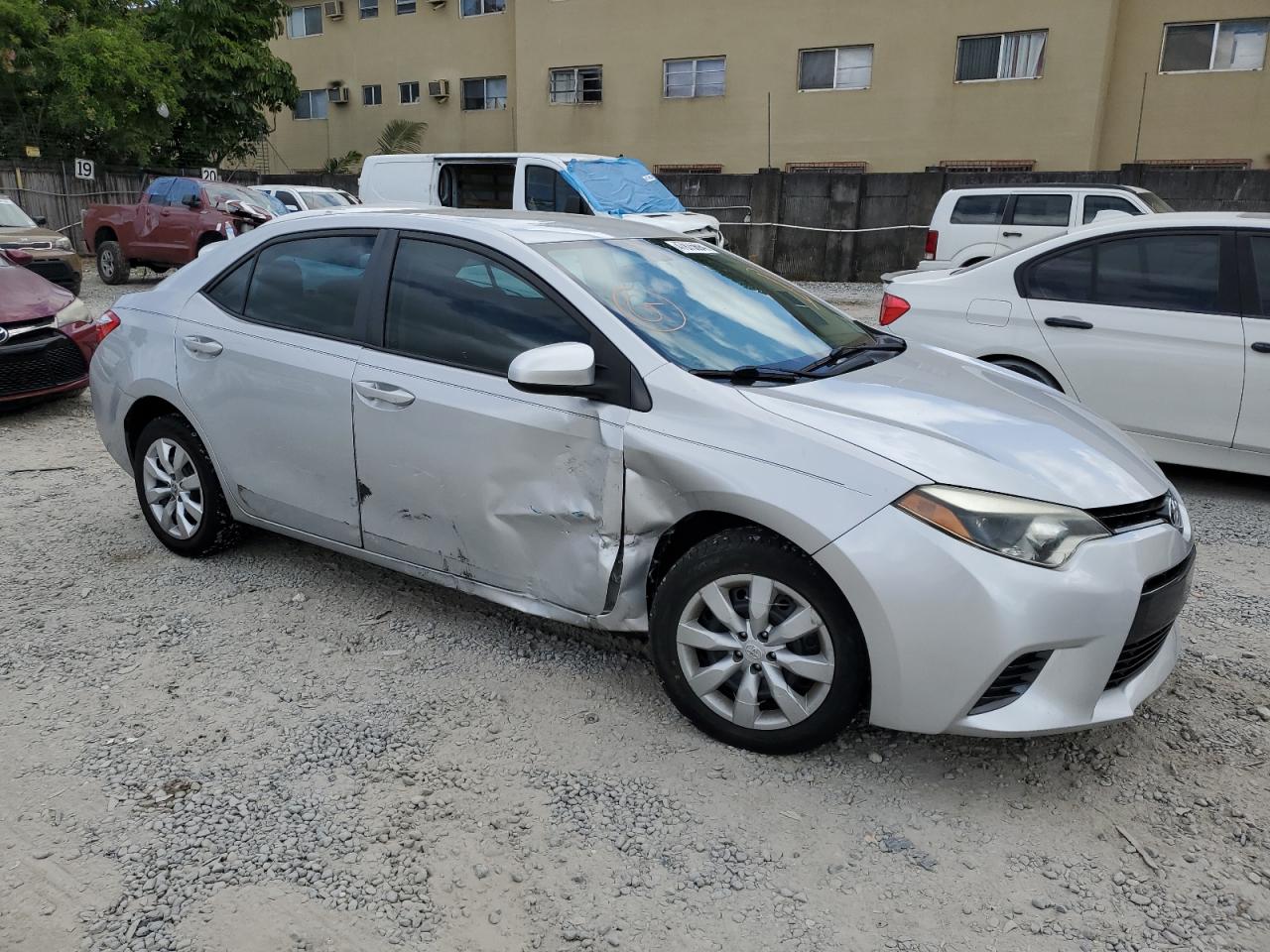 Photo 3 VIN: 2T1BURHE7GC633953 - TOYOTA COROLLA 