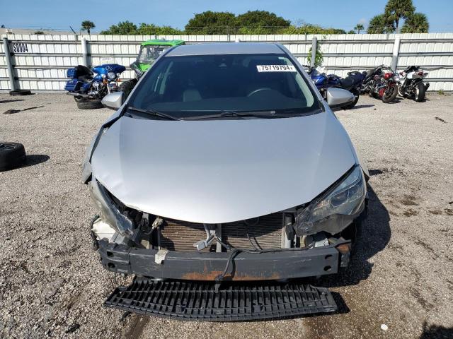 Photo 4 VIN: 2T1BURHE7HC935230 - TOYOTA COROLLA L 