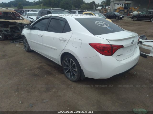 Photo 2 VIN: 2T1BURHE7JC012333 - TOYOTA COROLLA 