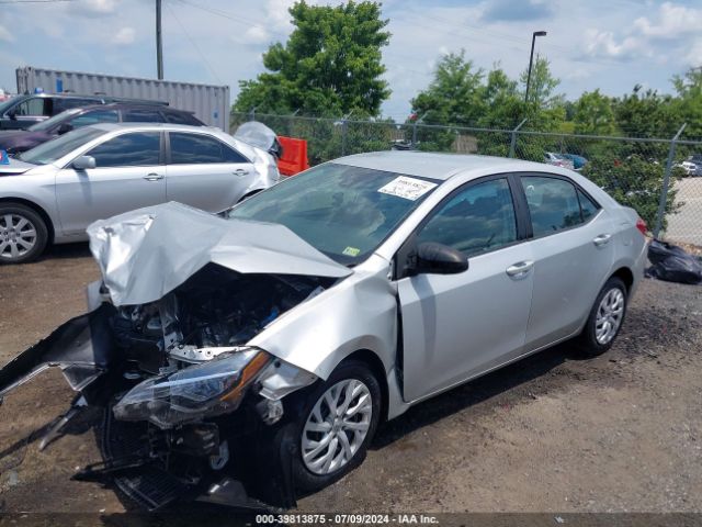 Photo 1 VIN: 2T1BURHE7JC017127 - TOYOTA COROLLA 