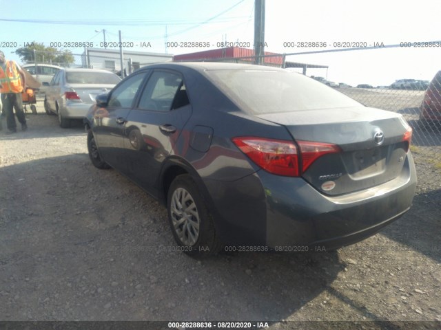 Photo 2 VIN: 2T1BURHE7JC033330 - TOYOTA COROLLA 