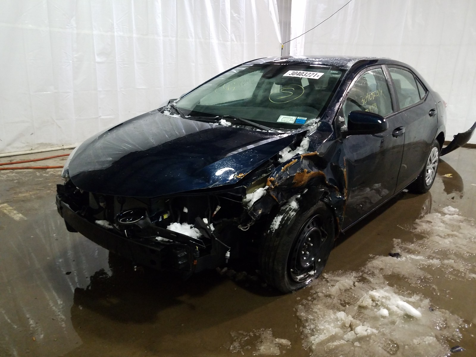 Photo 1 VIN: 2T1BURHE7JC040925 - TOYOTA COROLLA L 