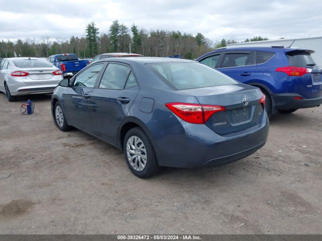 Photo 2 VIN: 2T1BURHE7JC045221 - TOYOTA COROLLA 