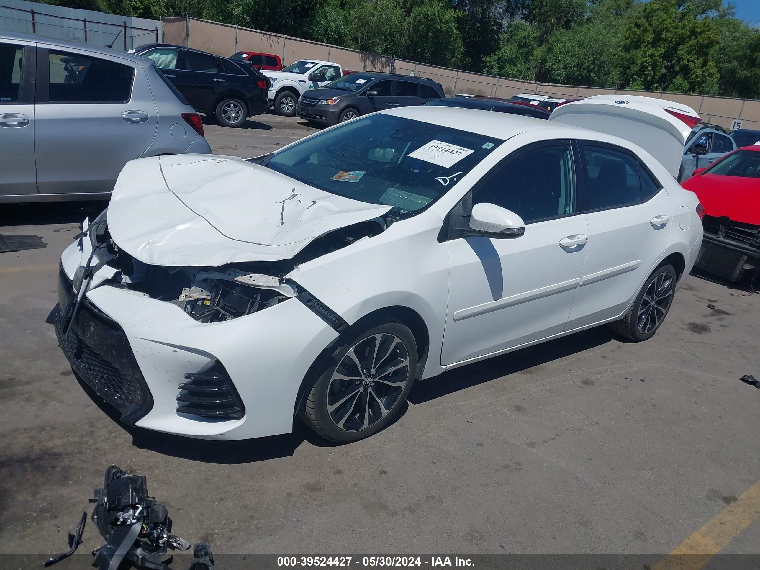 Photo 1 VIN: 2T1BURHE7JC046353 - TOYOTA COROLLA 