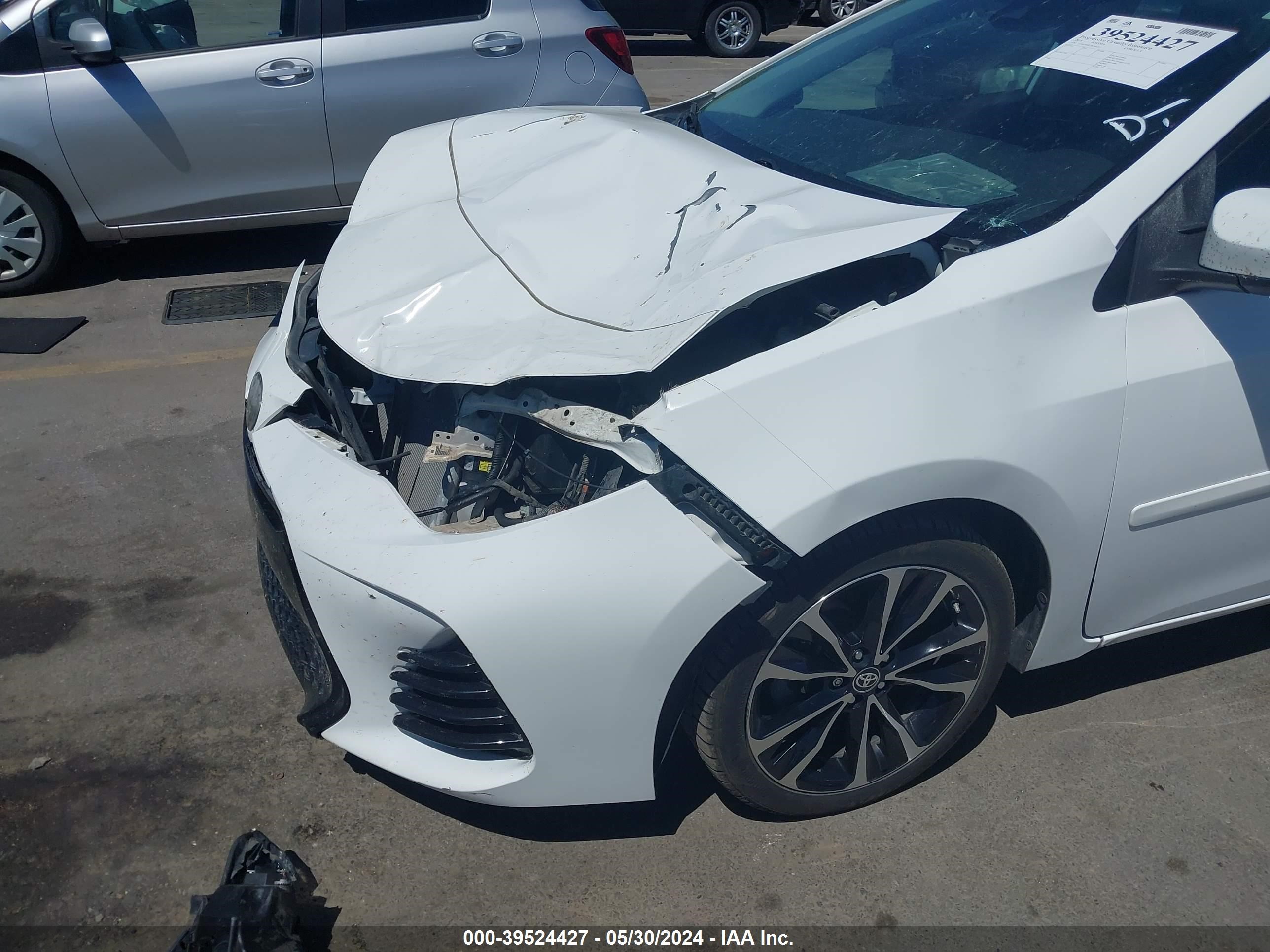 Photo 5 VIN: 2T1BURHE7JC046353 - TOYOTA COROLLA 