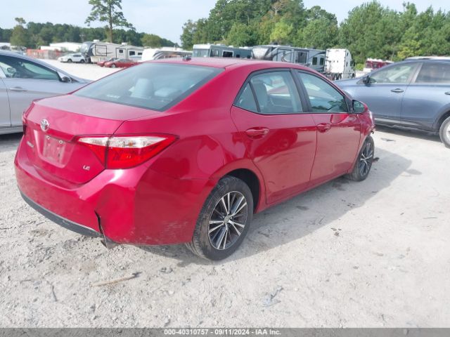 Photo 3 VIN: 2T1BURHE7JC058468 - TOYOTA COROLLA 