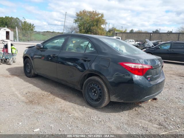 Photo 2 VIN: 2T1BURHE7JC063489 - TOYOTA COROLLA 