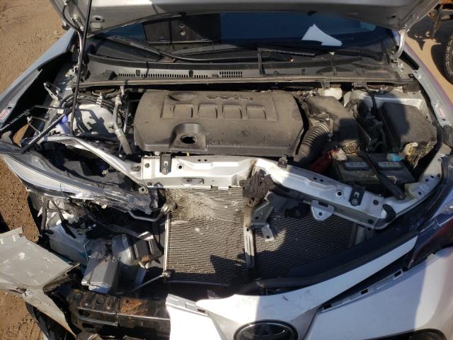 Photo 6 VIN: 2T1BURHE7JC071057 - TOYOTA COROLLA L 