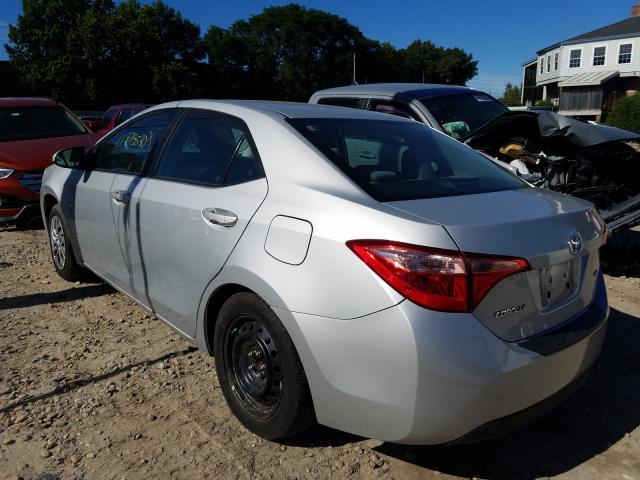 Photo 2 VIN: 2T1BURHE7JC076081 - TOYOTA COROLLA L 