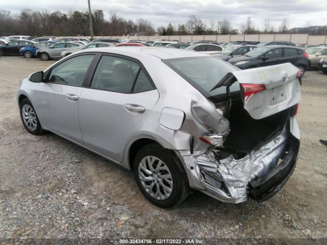 Photo 2 VIN: 2T1BURHE7JC087386 - TOYOTA COROLLA 