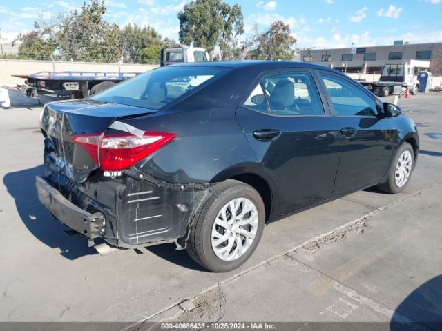 Photo 3 VIN: 2T1BURHE7JC093883 - TOYOTA COROLLA 