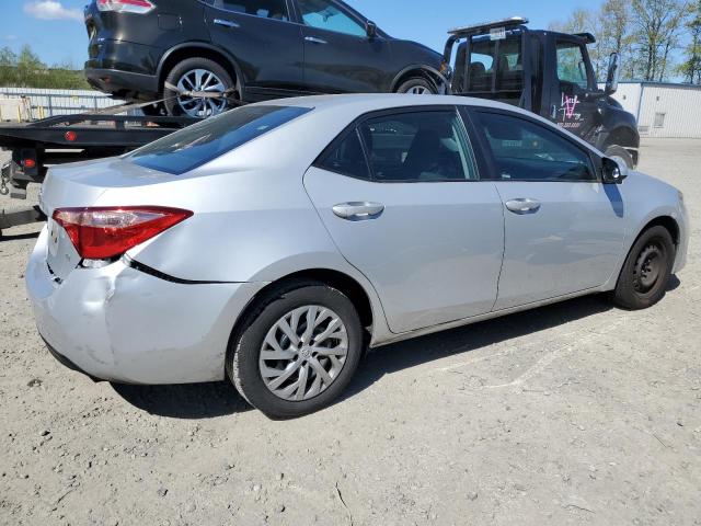 Photo 2 VIN: 2T1BURHE7JC099599 - TOYOTA COROLLA 