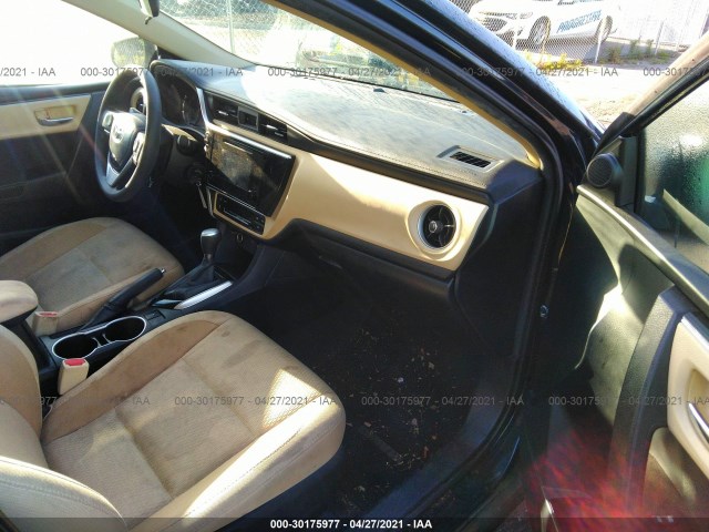 Photo 4 VIN: 2T1BURHE7JC120726 - TOYOTA COROLLA 