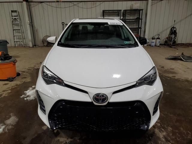 Photo 4 VIN: 2T1BURHE7JC122590 - TOYOTA COROLLA 