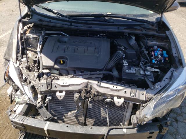 Photo 6 VIN: 2T1BURHE7JC983204 - TOYOTA COROLLA L 