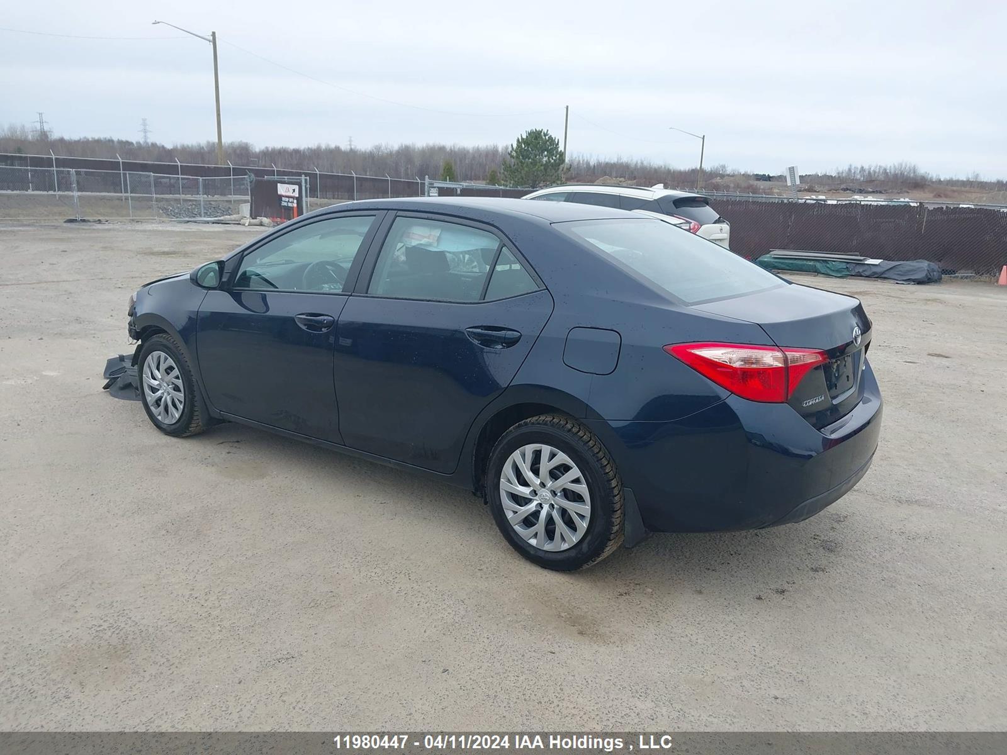 Photo 2 VIN: 2T1BURHE7KC126074 - TOYOTA COROLLA 